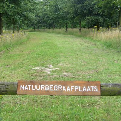 Bram Blaauw Uitvaartverzorging Natuurbegraafplaats